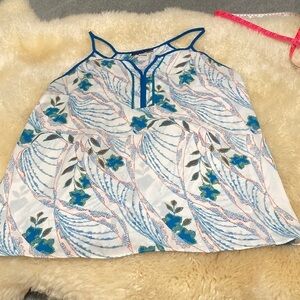 Simply styled spaghetti strap top size m